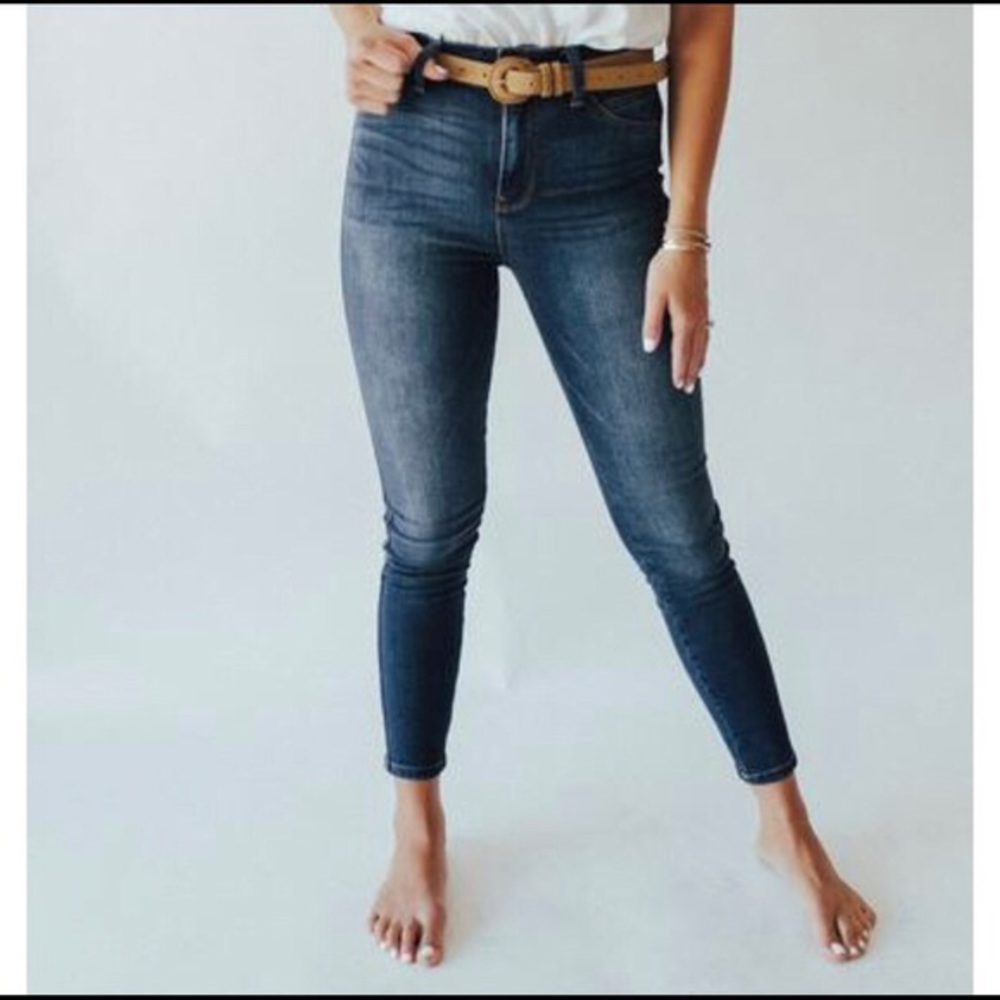 CJLA “Jett” Highwaisted Jeans
